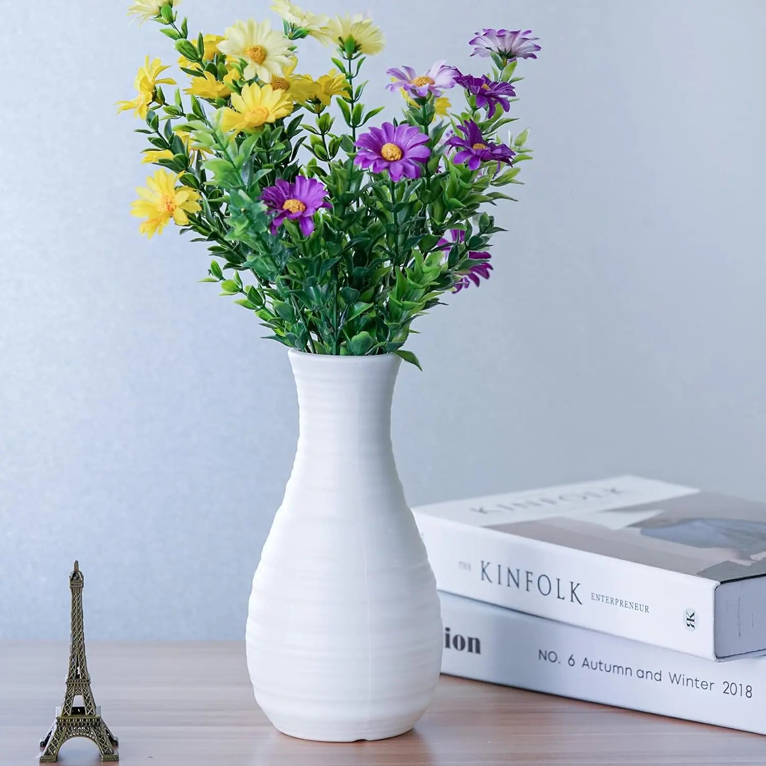 Nordic Round Plastic Vases Set of 2 Sleek White