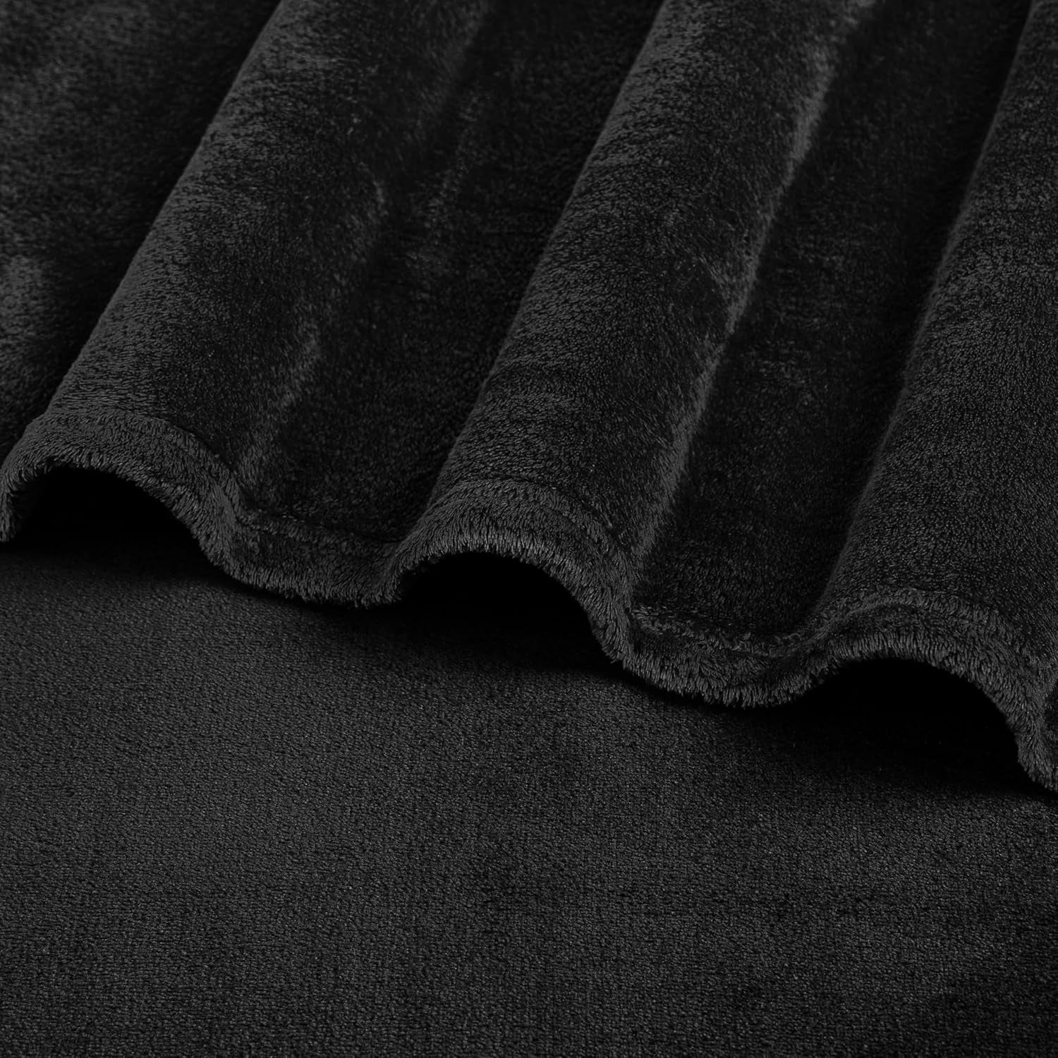 Cozy Black Fleece Blanket Queen 90x90 Inch
